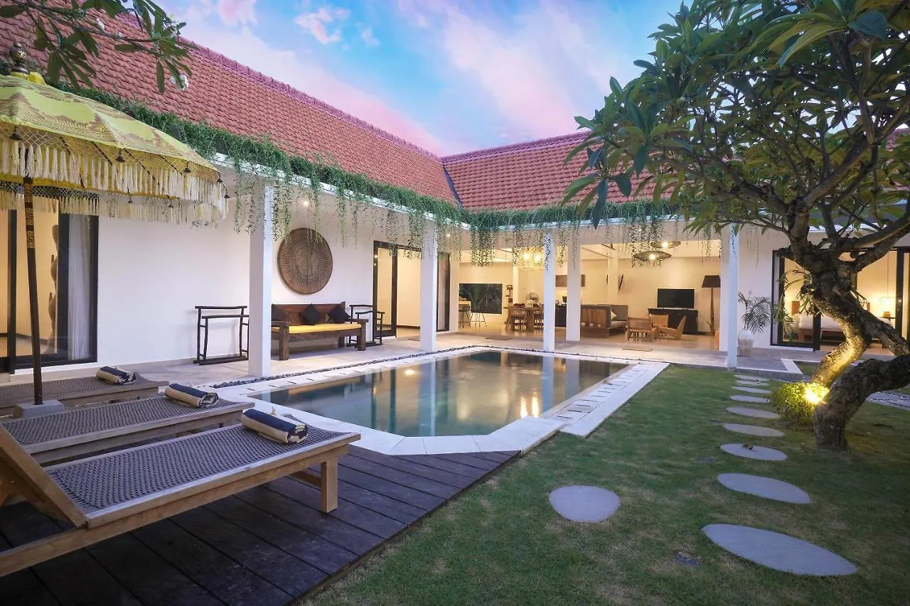 Sunglow Villa Seminyak   Seminyak (Bali)